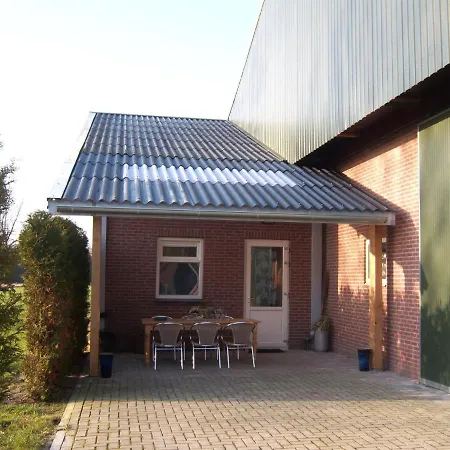 Дом отдыха Quaint In Valkenswaard With Terrace Achterste Brug