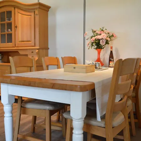 Quaint In Valkenswaard With Terrace Дом отдыха *