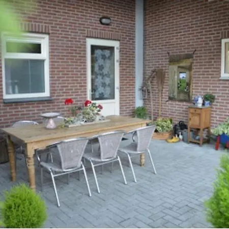 Quaint In Valkenswaard With Terrace Дом отдыха *
