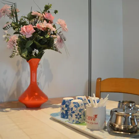 Дом отдыха Quaint In Valkenswaard With Terrace