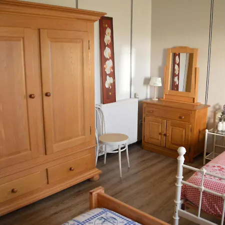 Quaint In Valkenswaard With Terrace *